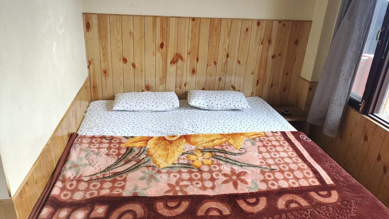 Trinity Homestay Kasol Kültér fotó